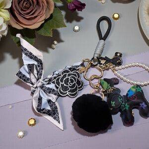 Bag charms key holders 3 n1